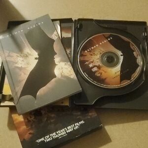 Batman Begins DVD Set 2-disc Set + Comic Book